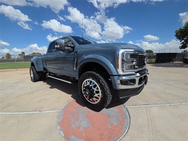 Gallery image 42 for 2023 Ford F-450SD Lariat